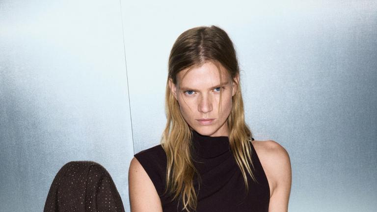 Παντελόνια με γκλίτερ/Φωτογραφία από Mango 