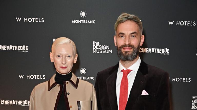 H Τίλντα Σουίντον με τον σύντροφό της 