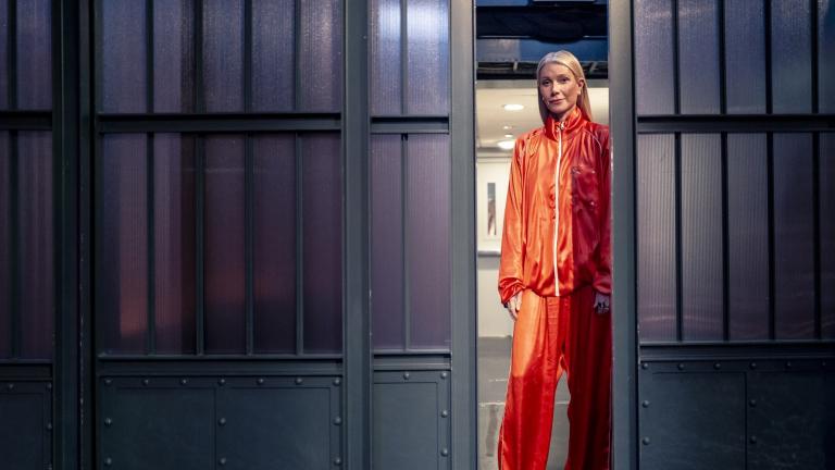 Η Γκουίνεθ Πάλτροου με πορτοκαλί φόρμα/Φωτογραφία Getty Images 