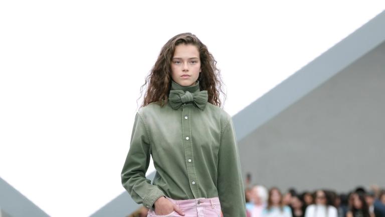 Το μακιγιάζ στο ντεμπούτο του Jonathan Anderson στον Dior μάς προτείνει το απόλυτο beauty refresh για το 2026