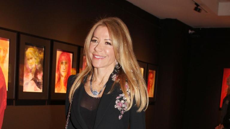 Εμφάνιση Μαριάννας Λάτση με μίνι