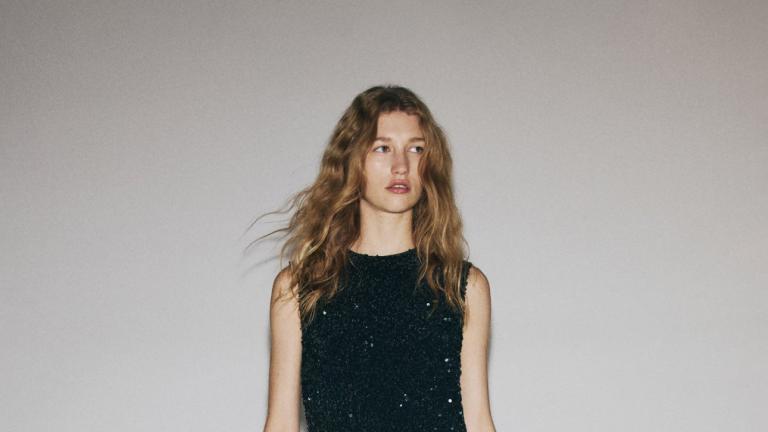 Φόρεμα με παγιέτες/Φωτογραφία H&M