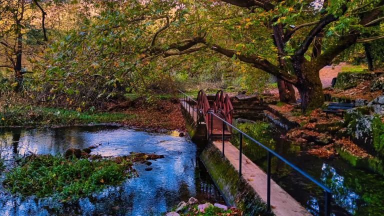 Πολύδροσος: Το χωριό στους πρόποδες του Παρνασσού για τη χριστουγεννιάτικη μονοήμερη της τελευταίας στιγμής