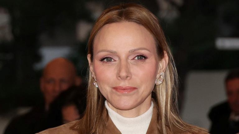 Η πριγκίπισσα Σαρλίν με αλλαγή στο hair look της