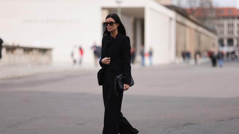 μαύρο παντελόνι