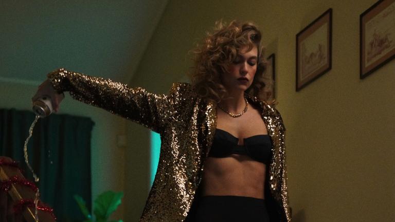 10 φορέματα από ελληνικά brands για την Παραμονή της Πρωτοχρονιάς -Festive, glam και εντυπωσιακά