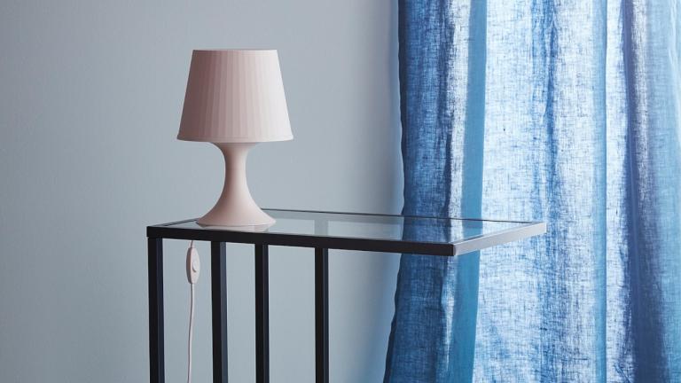 Τραπεζάκι ΙΚΕΑ