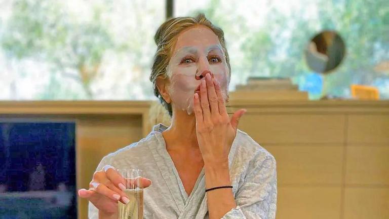 Hero Masks για άμεση ανανέωση: οι πιο αποτελεσματικές μάσκες που μεταμορφώνουν το δέρμα σε λίγα λεπτά