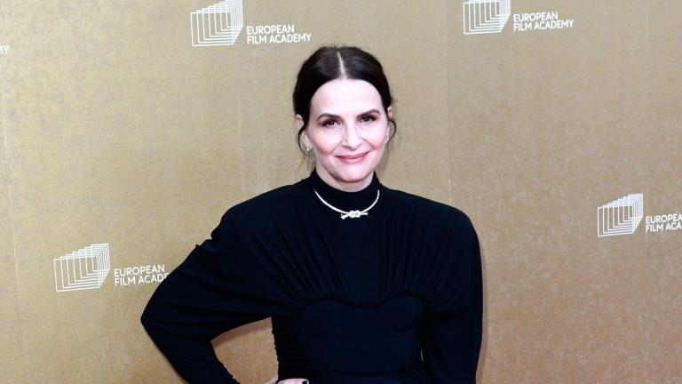 Η Ζιλιέτ Μπινός στο κόκκινο χαλί στο Βερολίνο