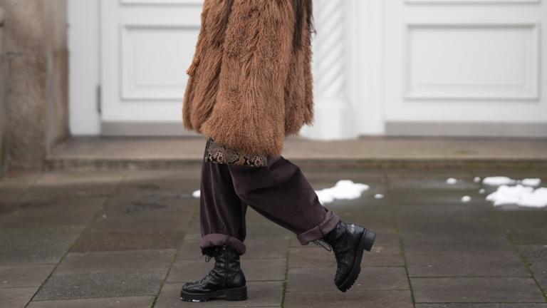 Κοτλέ καφέ παντελόνι