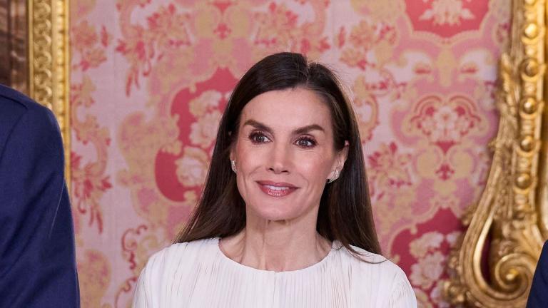 Το look της βασίλισσας Λετίθια τη νέα χρονιά