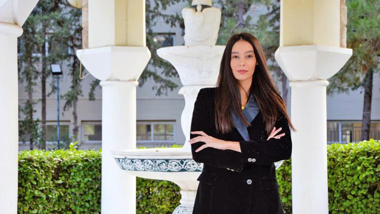 Μάρω Φρουζάκη: Η δημιουργός πίσω από το brand που επαναπροσδιορίζει το urban style