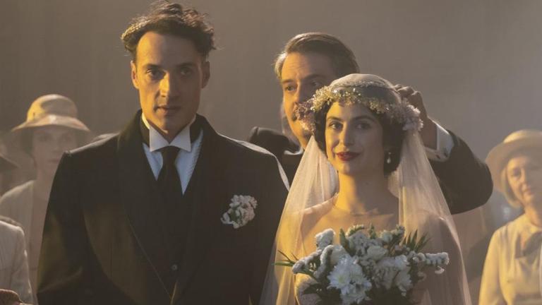 Η σειρά της ΕΡΤ που μας έκανε να ξαναπιάσουμε τη «Μεγάλη Χίμαιρα»