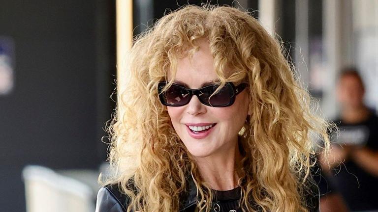 Η Νικόλ Κίντμαν με τα μαλλιά της στο φυσικό σγουρό τους/ Φωτογραφία: ﻿Splash / Profimedia