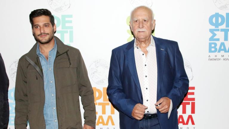 Γιώργος Παπαδάκης: Ο «πατέρας» που μεγάλωσε τρία αγόρια και γενιές δημοσιογράφων