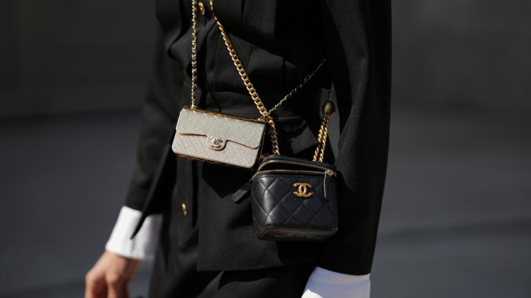 Vanity bags -Οι τσάντες του 2026 θυμίζουν πολυτελή νεσεσέρ