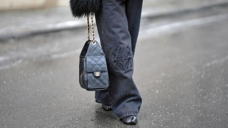 Πως να επιλέξετε το σωστό παπούτσι ανάλογα με το τζιν που φοράτε/Φωτογραφία:Getty