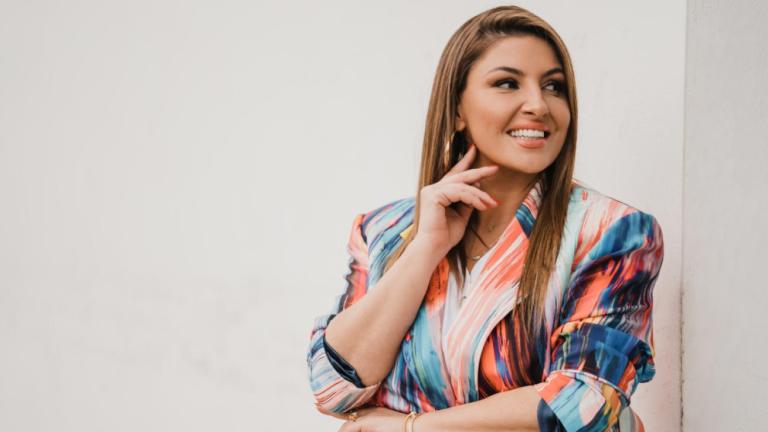 Έλενα Παπαρίζου/ Φωτογραφία: Παναγιώτης Μάλλιαρης