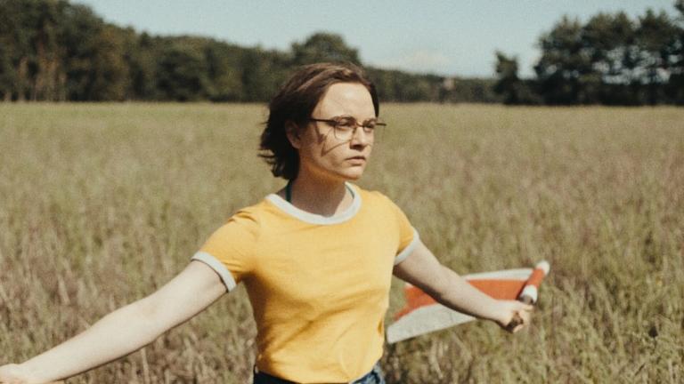 Ο Ήχος της Πτώσης (In die Sonne Schauen/Sound of Falling﻿