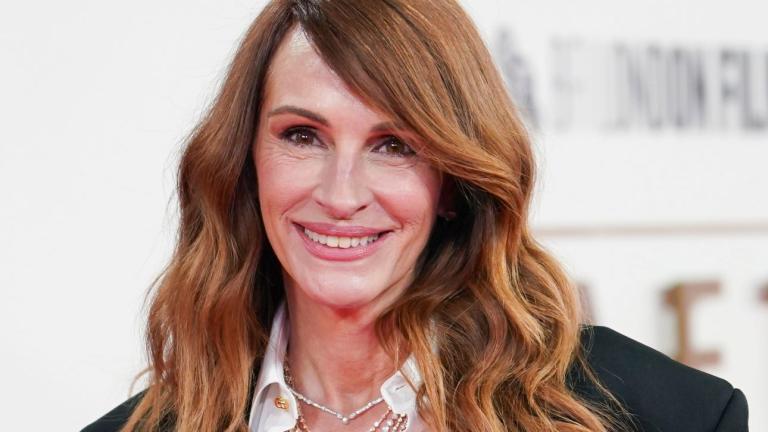 Η Τζούλια Ρόμπερτς ανεβάζει φωτογραφία με τον σύζυγό της