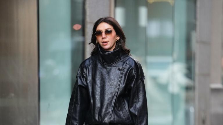 Πώς να φορέσεις ένα δερμάτινο - τύπου jacket χωρίς να δείχνει «βαρύ»