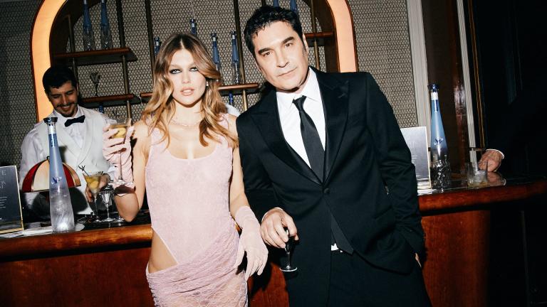 Ο Χριστόφορος Παπακαλιάτης και η Κλέλια Ανδριολάτου 