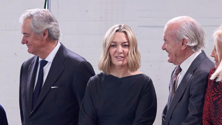 Η Μάρτα Ορτέγκα με παπούτσια Zara