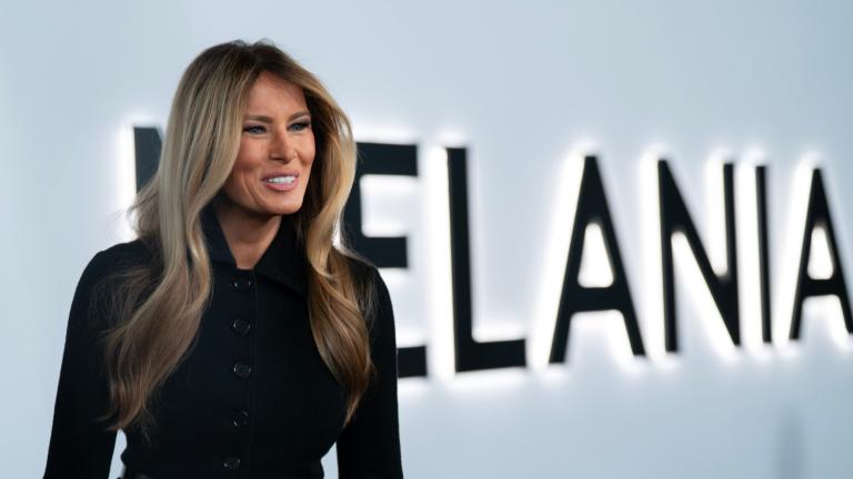 Είδαμε το ντοκιμαντέρ της Μελάνια Τραμπ: Μια γυναικεία ματιά, από απόσταση και η πιο ανθρώπινη στιγμή που ξεχωρίσαμε