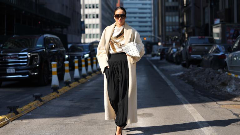 Αυτό είναι το απόλυτο παντελόνι για τις κομψές γυναίκες/Φωτογραφία: Getty Images