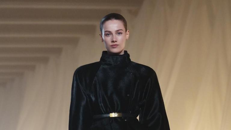 Μοντέλο από το show Balmain Fall / Winter 2026 / 2027