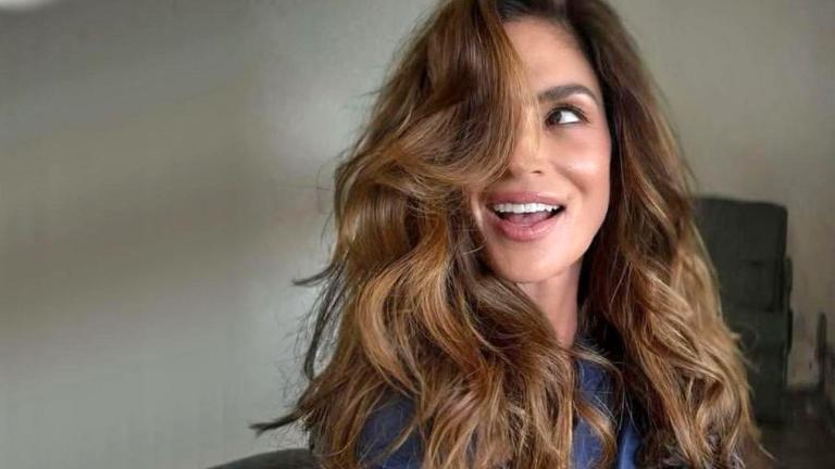 Η Cindy Crawford με χτένισμα και κούρεμα από τον Δημήτρη Γιαννέτο