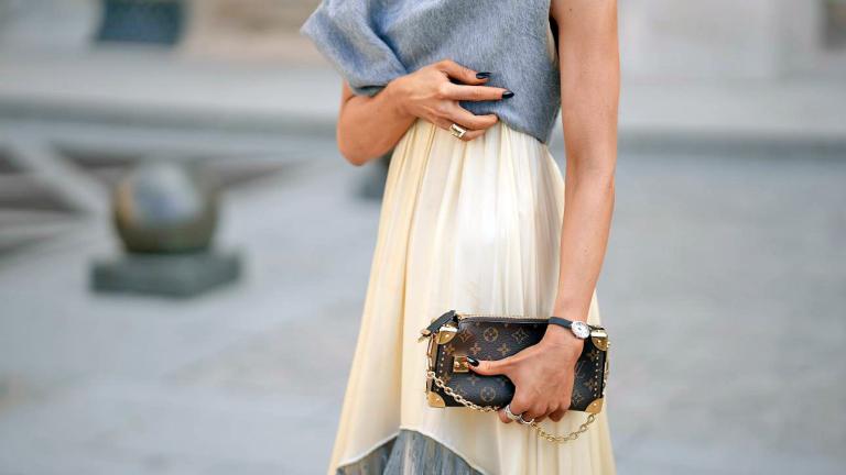 Σκληρυντικό νυχιών: Γιατί πρέπει να το χρησιμοποιείτε, ακόμη κι αν δεν κάνετε μανικιούρ