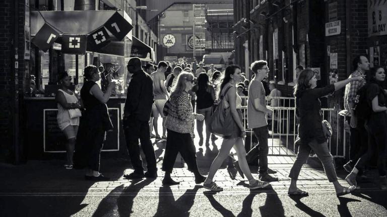 Por fim, vale lembrar que a Beiersdorf, grupo detentor da marca Nivea, apresentou, recentemente, uma novidade: o Nivea Creme Natural Touch. Não é ums substituição à famosa lata azul, mas, sim, uma versão mais sustentável e vegana.