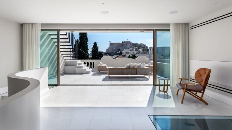 Ανακαίνιση σπιτιού στην Πλάκα