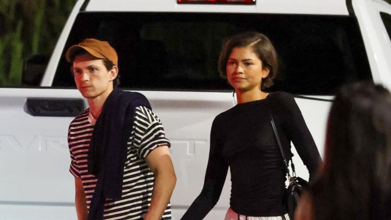 Τομ Χόλαντ και Ζεντάγια χέρι-χέρι