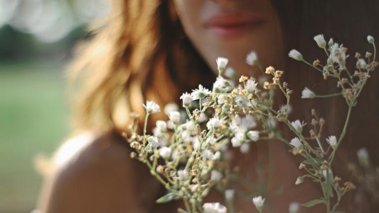 Γυναίκα την άνοιξη 