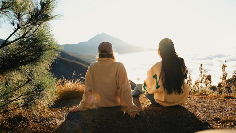 Δύο φίλες στο βουνό 
