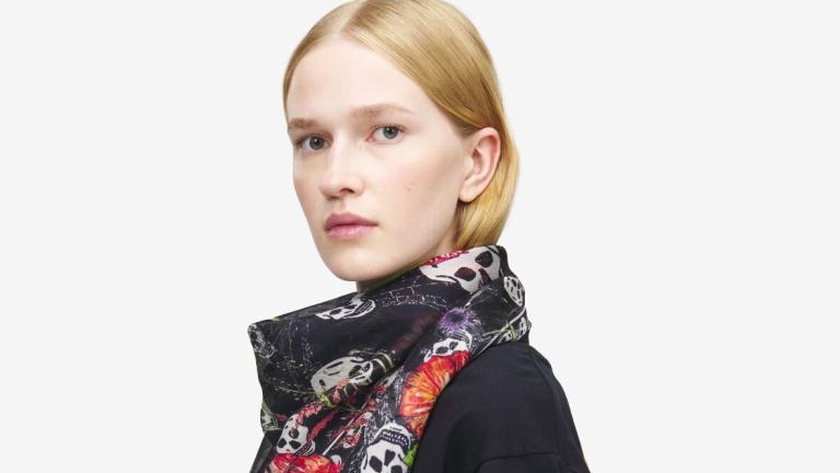 Η νεκροκεφαλή επιστρέφει στη μόδα