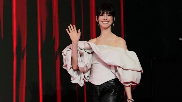 Η Αν Χάθαγουεϊ στην πρεμιέρα της ταινίας ο διάβολος φοράει Prada στην Κορέα