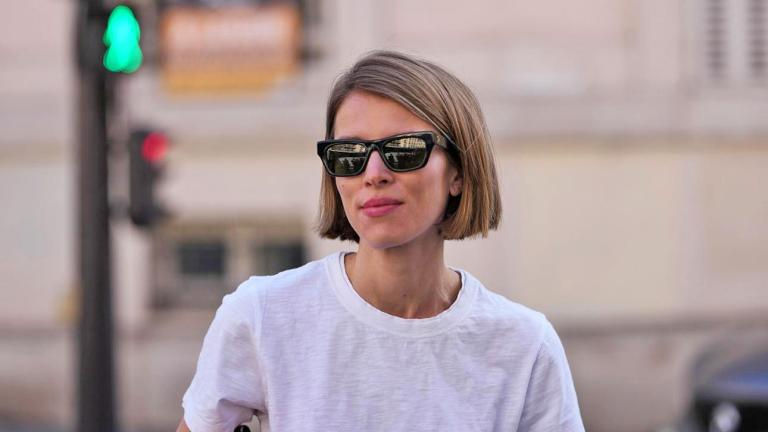 Sculpt Bob: Το πιο δημοφιλές bob της άνοιξης που σμιλεύει το πρόσωπο χωρίς μακιγιάζ