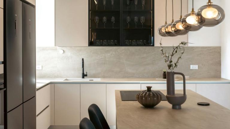 Ποια τάση ανανεώνει την κουζίνα 