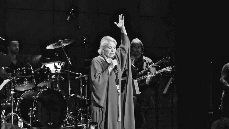 Η άγνωστη ιστορία πίσω από το «Οι άντρες δεν κλαίνε» της Μαρινέλλας