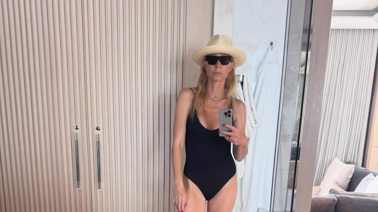 μαυρο ολοσωμο μαγιο που φοαρει η γκουίνεθ πάλτροου