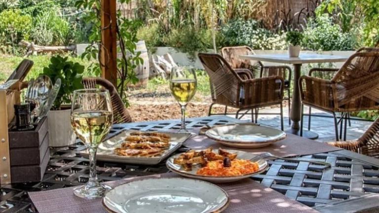 Περιβόλι στη Βάρη