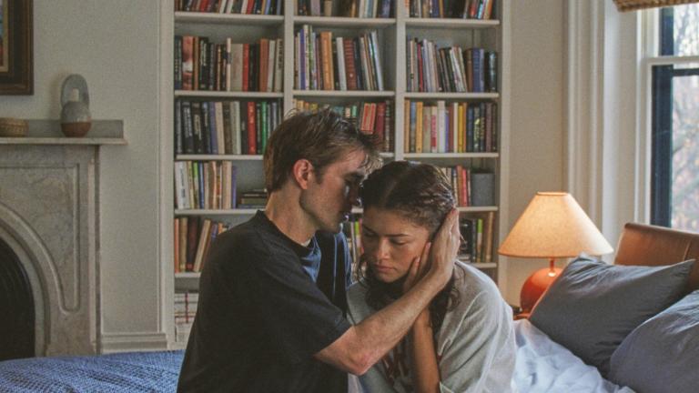 Ρόμπερτ Πάτινσον και Ζεντάγια σε σκηνή από τη ταινία « The Drama»