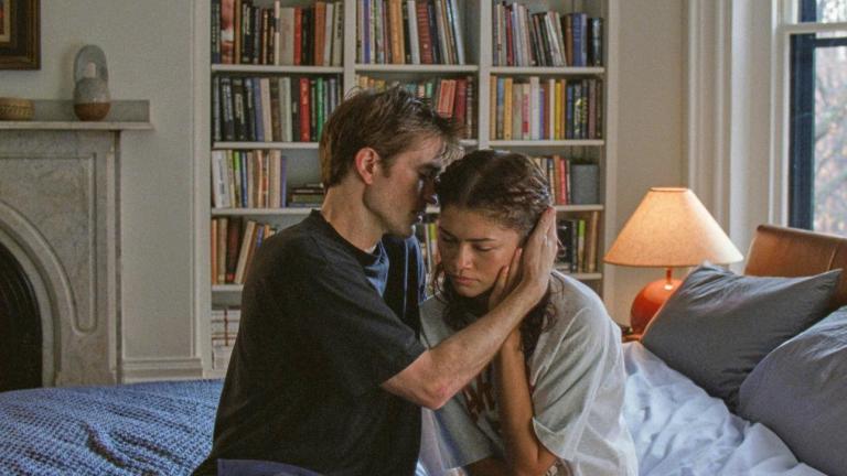 Ρόμπερτ Πάτινσον και Ζεντάγια σε σκηνή από τη ταινία « The Drama»