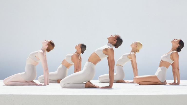 ΚΟΡΙΤΣΙΑ ΜΕ ΡΟΥΧΑ ΓΥΜΝΑΣΤΙΚΗΣ