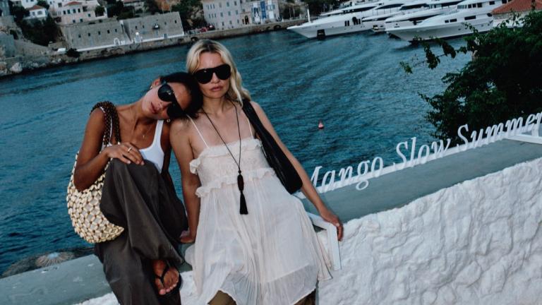 Moya, Stephanie Broek/ Φωτογραφία: Mango