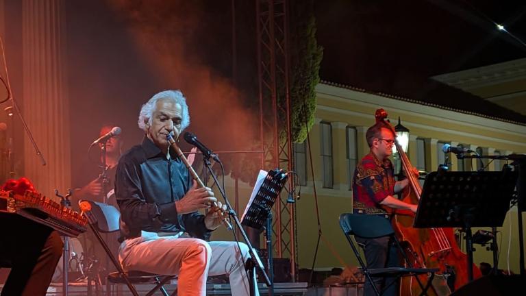 Ο Omar Faruk Tekbilek στο Ζάππειο