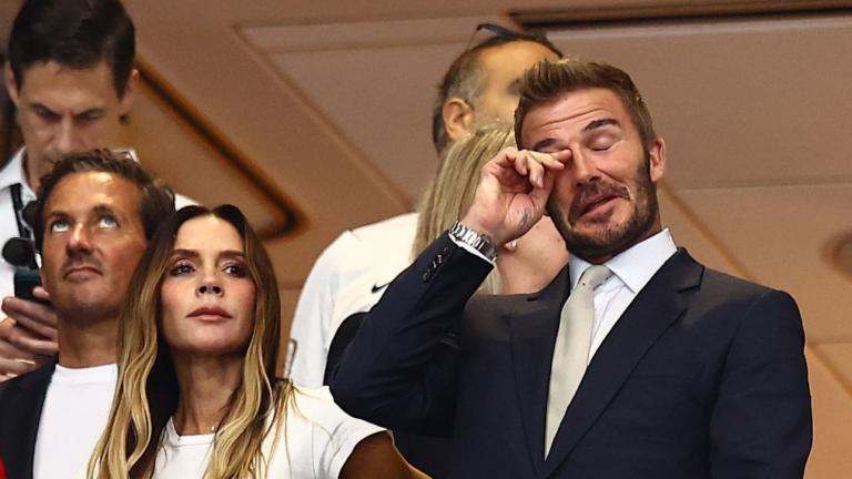 Οι Ντέιβιντ και Βικτόρια Μπέκαμ στο γήπεδο